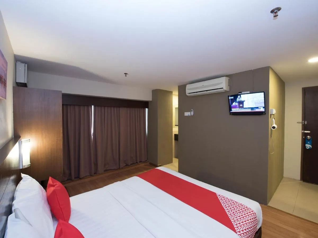 Oyo 89421 Pp Island Hotel George Town