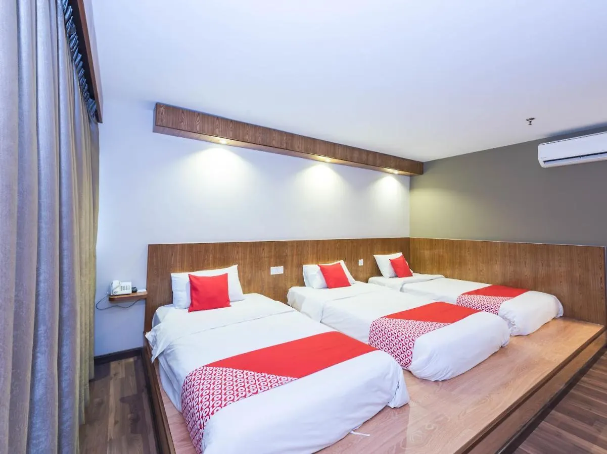Oyo 89421 Pp Island Hotel George Town 2*,  Malaysia
